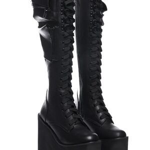 Obsidian Pocket Platform Boots